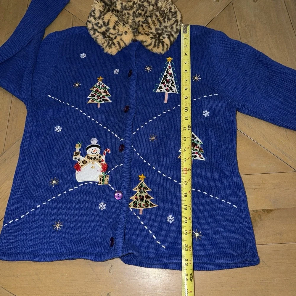 Vintage Crystal Kobe Christmas Cardigan Blue Snowman Trees Faux Fur Collar M